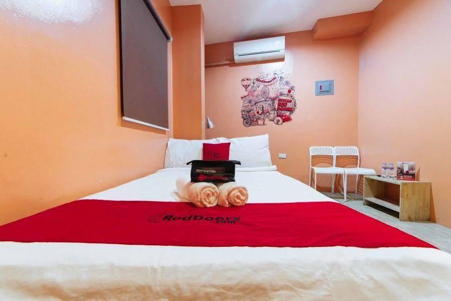Reddoorz At Hotel Rosemarie Пасай Екстер'єр фото